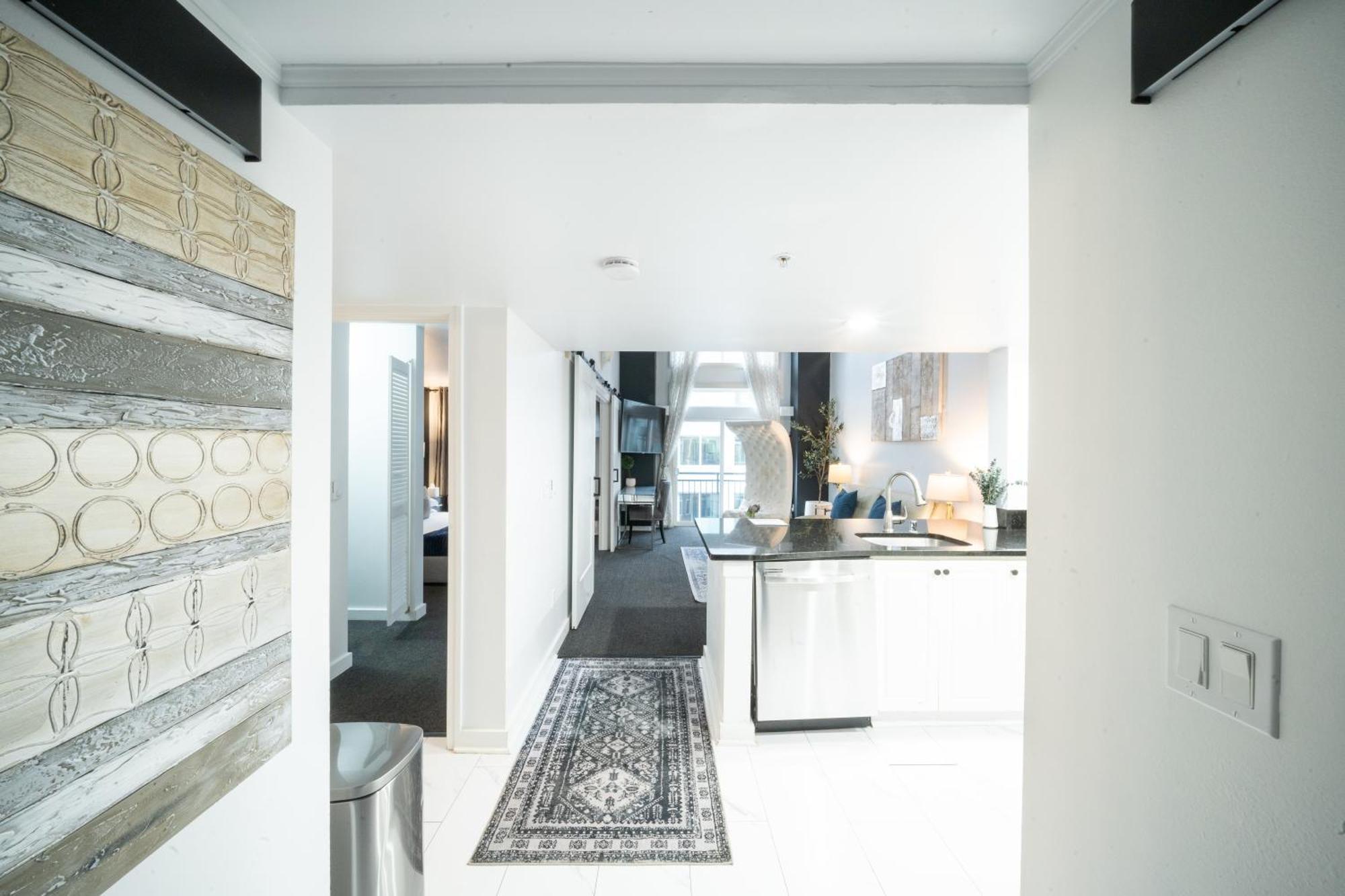 Space Needle Downtown Modern Top Story Penthouse Seattle Exterior photo